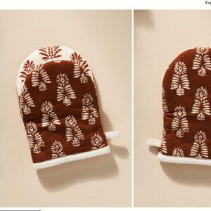 Anthropologie Trudy Block Print Mini Oven Mitt